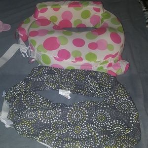 My Brest Friend Nursing Pillow & extra cover